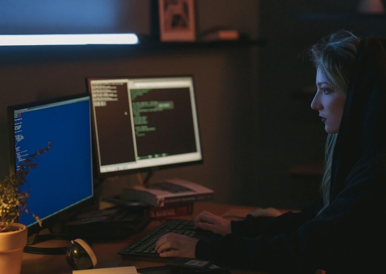 Is Obtaining a Master's Degree in Cyber Security Worth It? 4 cyber security benefits