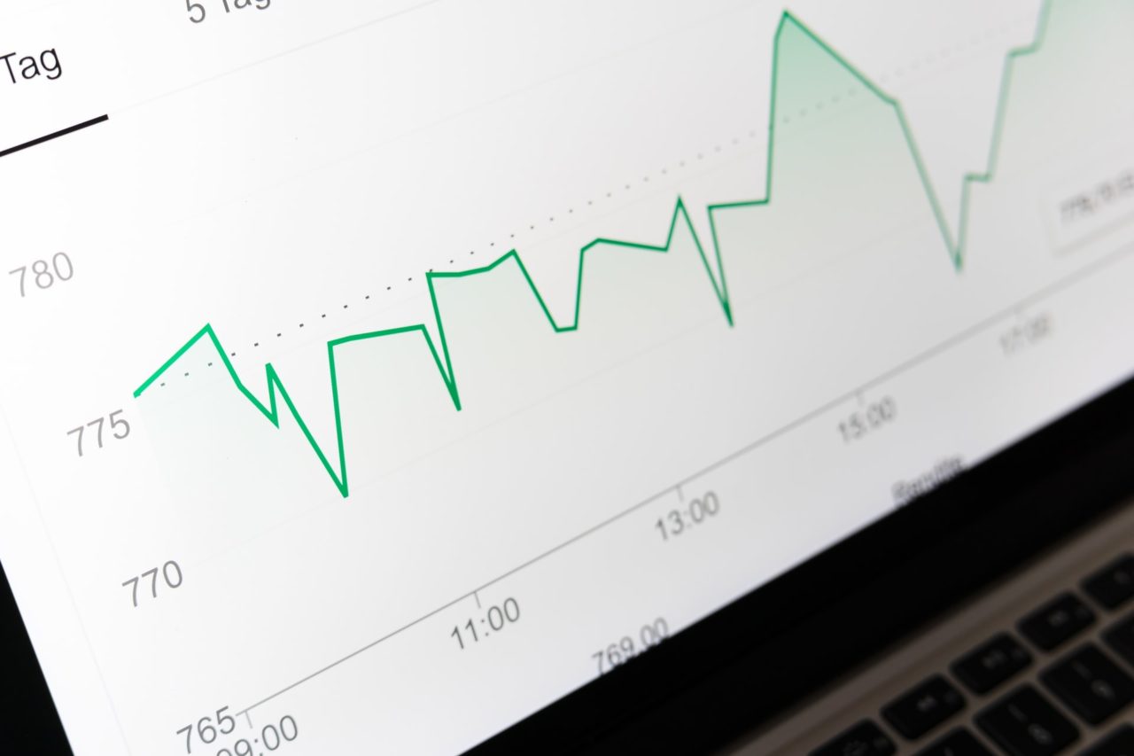 Business Analyst Vs. Financial Analyst: Which One Should You Pursue ...