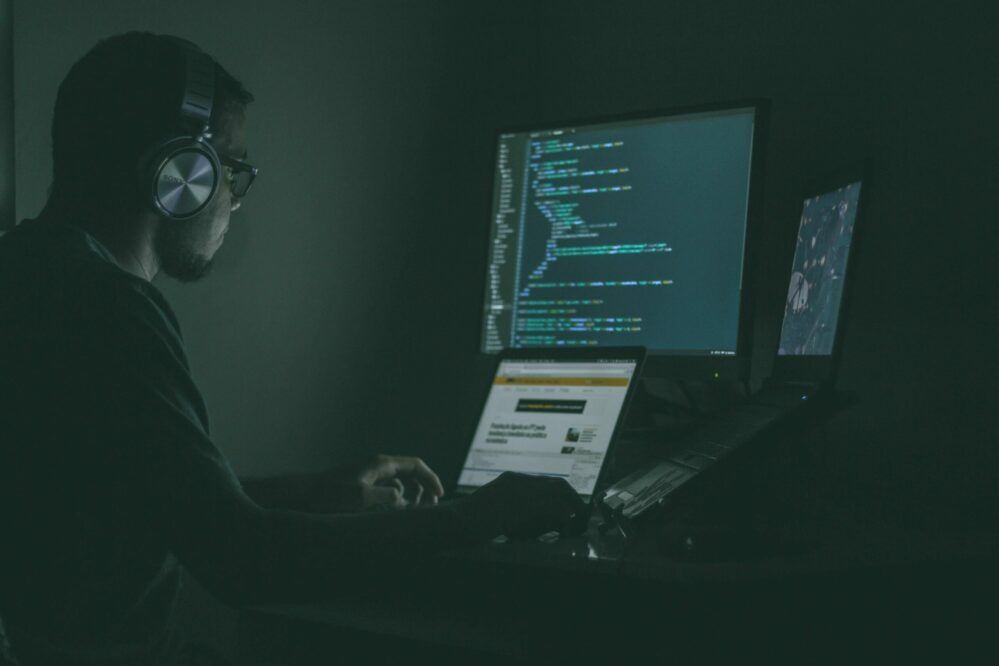 How to Become a Cybersecurity Specialist in 2025? 5 what-does-a-cybersecurity-specialist-do