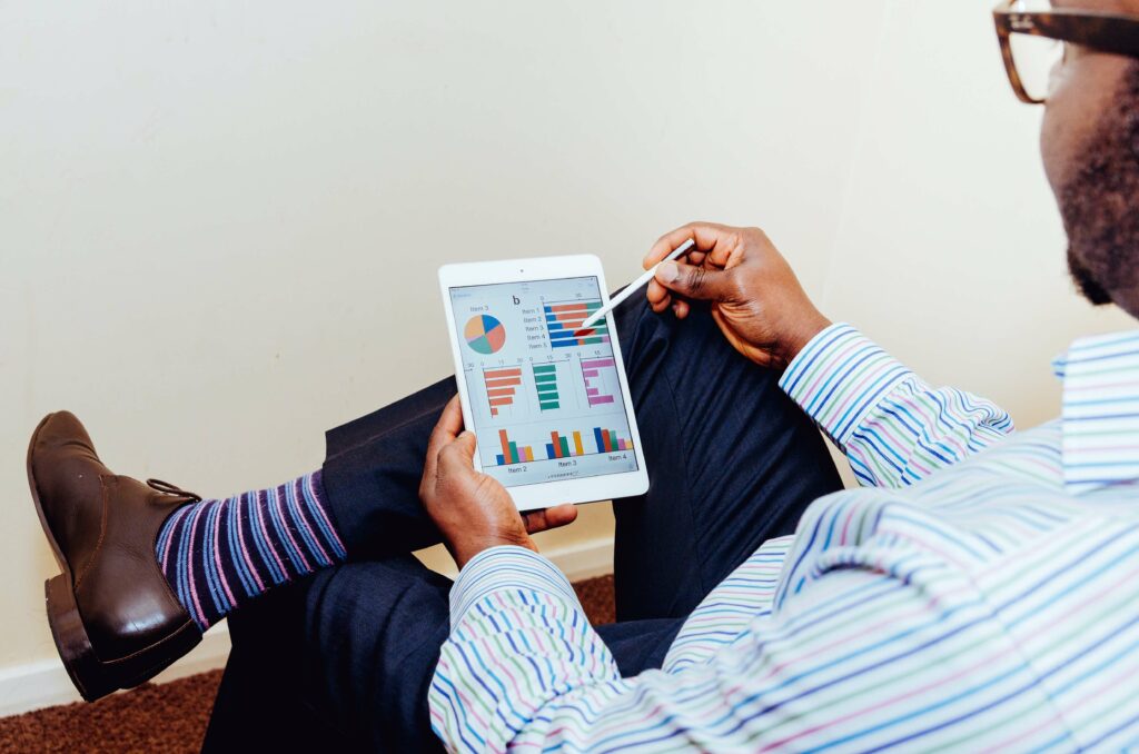 what-is-a-business-intelligence-analyst