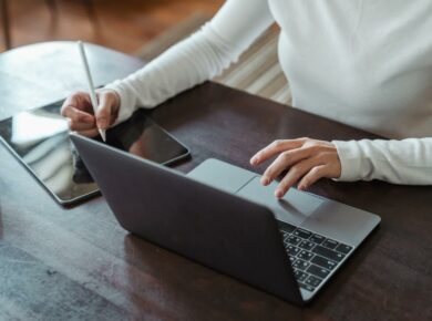 How to Choose a Career: 7 Steps to Find One 24 how-to-choose-a-career-ways-to-find-the-right-one