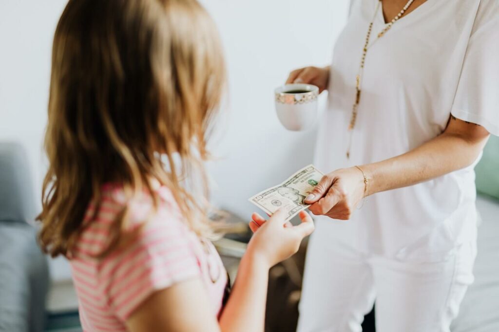 how-to-educate-your-child-in-finances