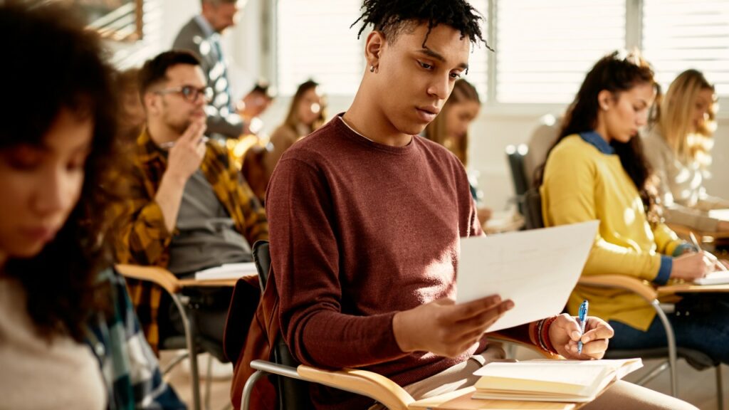 How To Transfer College Credit to Another College 7 hold-off-on-major-specific-courses