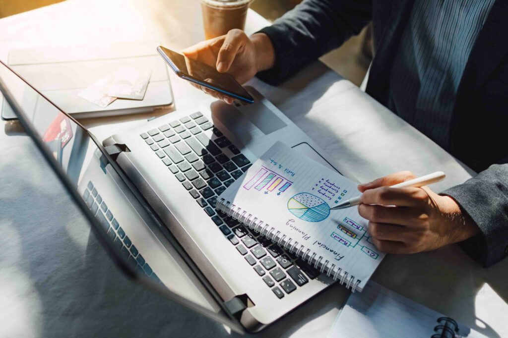 what-are-the-steps-in-an-analytics-project