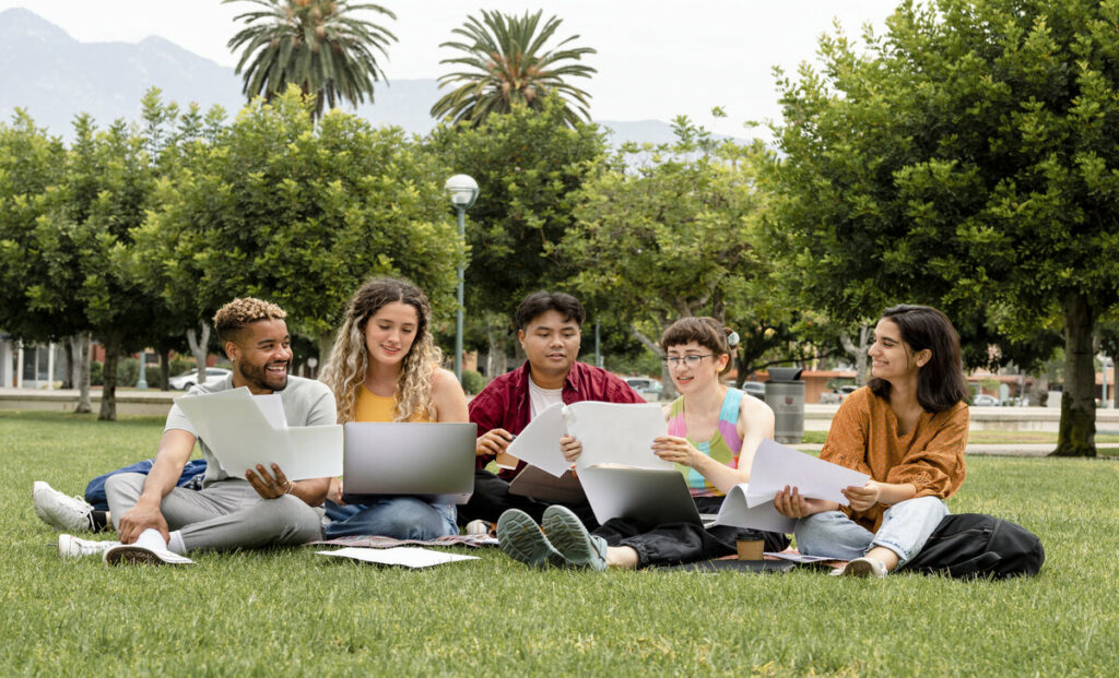 Types of Degrees in College: Which One is the Best Fit for You? 5 types-of-degrees-in-college