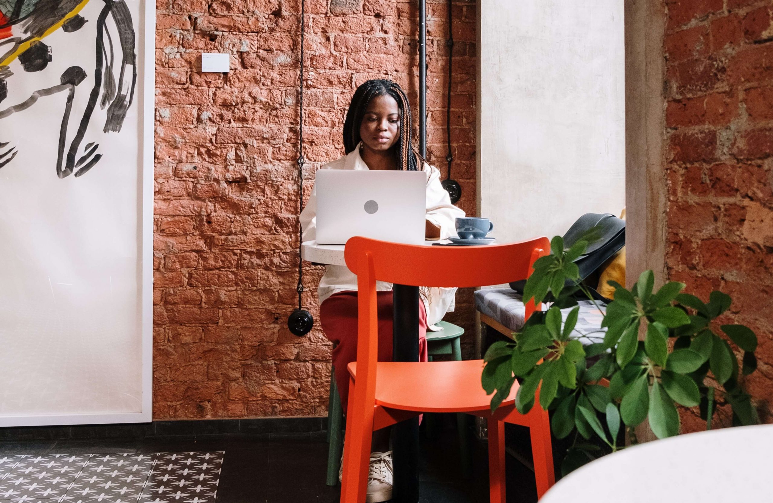 businesswoman-working